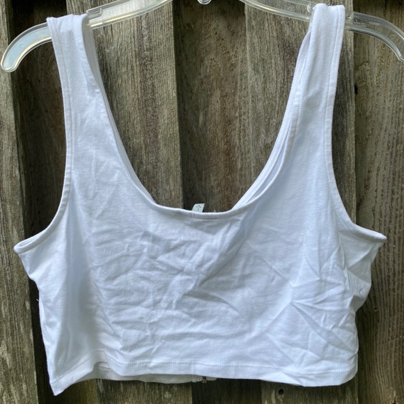 White Zip Up Cropped Tank Top - Picture 3 of 4